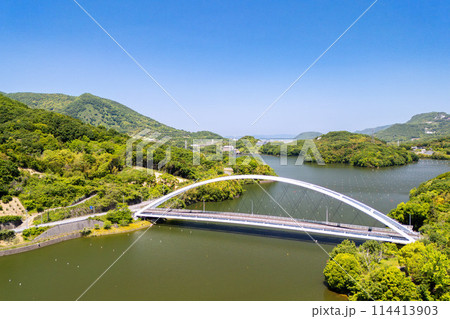 香川県のバス釣りの名所の府中湖 114413903