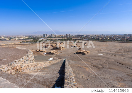 Explore the ancient Zoroastrian Tower of Silence in Yazd, Iran. 114415966