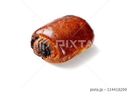 Baked sweet roll with poppy seed filling on white 114418209