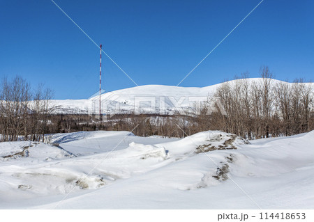 Hibiny, melting snow, spring sun, icicles, roads, Kirovsk 114418653