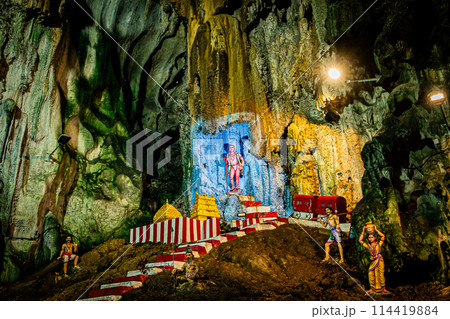 マレーシア　クアラルンプール　バトゥ洞窟 114419884