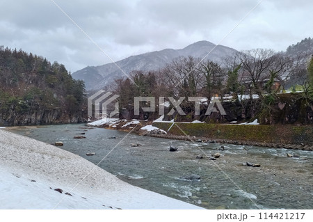 The view of landscape shirakawago river in winter 114421217