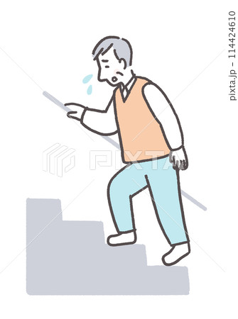 階段を登るシニア男性 114424610