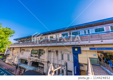日本の横浜都市景観 横浜市営地下鉄 上永谷駅などを望む 日本の横浜都市景観 横浜市営地下鉄 上永谷駅などを望む 114424652