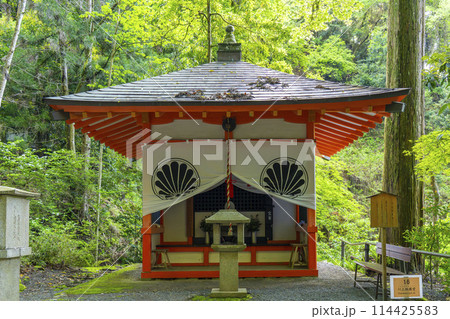 鞍馬寺参道　川上地蔵堂 114425583