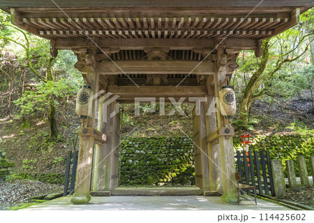 鞍馬寺 九十九折参道 中門 鞍馬寺 九十九折参道 中門 114425602