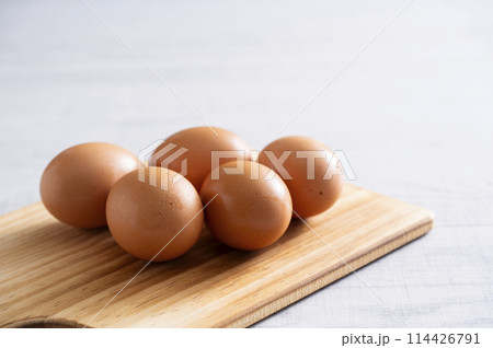 生卵 生卵 114426791