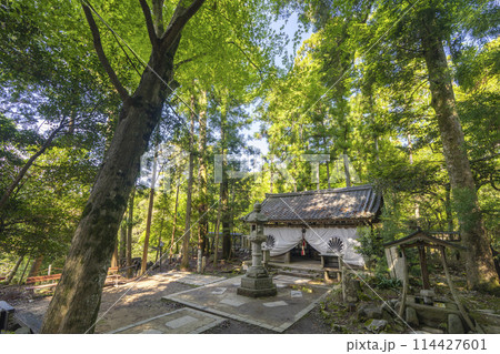 鞍馬寺　奥の院魔王殿 114427601