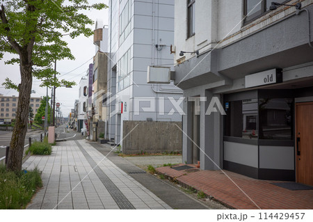 新庄駅　周辺の風景　（山形県新庄市） 114429457