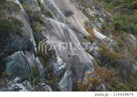 瀬戸内の島の巨石群 瀬戸内の島の巨石群 114429674