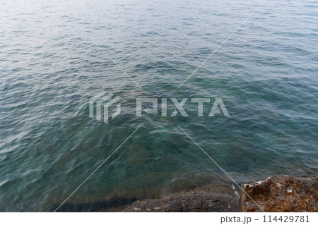 春の十和田湖（子ノ口付近） 114429781