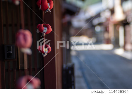 福井県小浜市の歴史的街並みである三丁町を撮影したもの 114436564