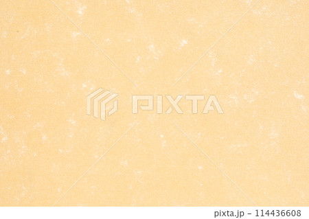 背景素材　和紙　黄色 114436608