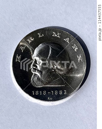 カールマルクス・東ドイツ20マルク 銀貨 カールマルクス・東ドイツ20マルク 銀貨 114437555