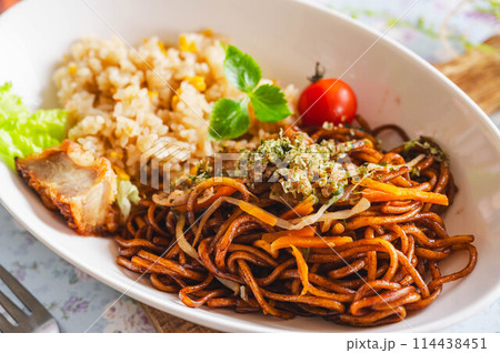 ソース焼きそばと焼飯 ソース焼きそばと焼飯 114438451