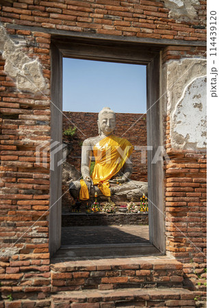 THAILAND AYUTTHAYA WAT WORACHETTHARAM THAILAND AYUTTHAYA WAT WORACHETTHARAM 114439120