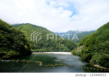 長野県下伊那郡松川町_片桐ダムから西側風景2_2023年9月 長野県下伊那郡松川町_片桐ダムから西側風景2_2023年9月 114440353