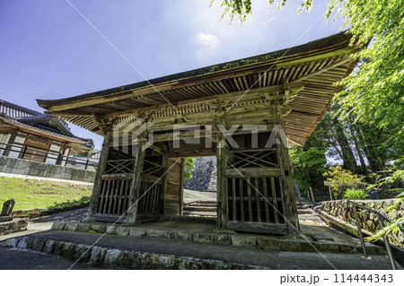 本山寺　仁王門　岡山県美咲町 114444343