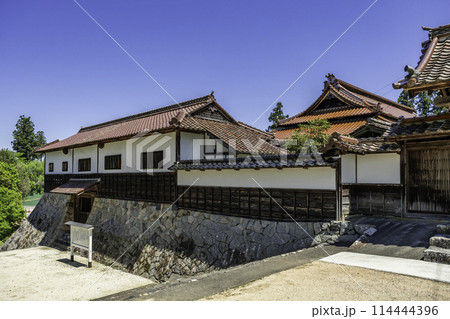 本山寺　長屋門　岡山県美咲町 114444396