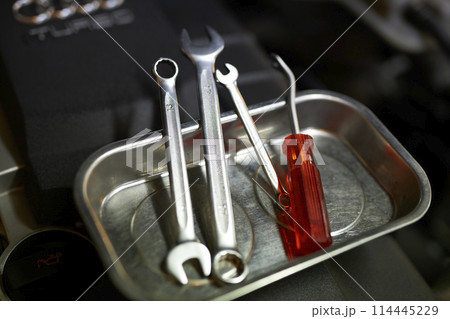 自動車整備工場 工具 自動車整備工場 工具 114445229