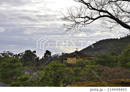 金閣寺(鹿苑寺)舎利殿 金閣寺(鹿苑寺)舎利殿 114449403
