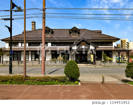 旧室蘭駅舎 正面 北海道室蘭市 晴天 114451952