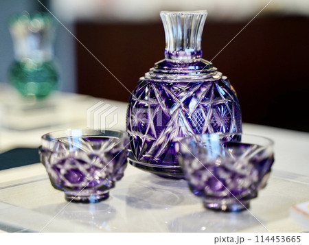 薩摩切子のぐい呑み 114453665