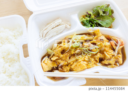 おいしいカニ玉弁当 114455084