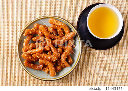 甘いかりんとう 114455254