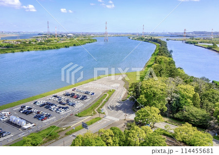 海津市、木曽三川公園の展望タワーからの眺め（長島方面） 114455681