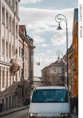 街灯のある街並み 114455965