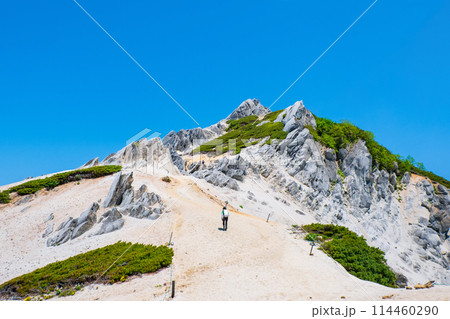 夏の燕岳登山(燕山荘~燕岳山頂) 夏の燕岳登山(燕山荘~燕岳山頂) 114460290