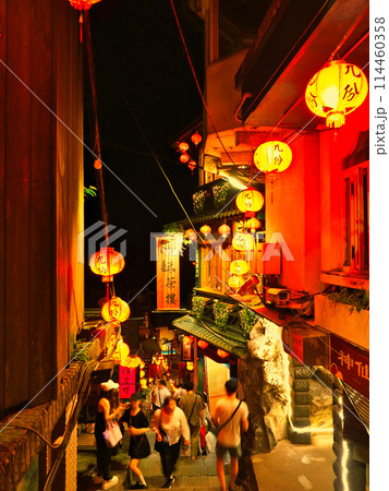 台湾・夜の九份(九分)老街 台湾・夜の九份(九分)老街 114460358