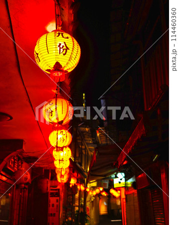 台湾・夜の九份(九分)老街 台湾・夜の九份(九分)老街 114460360