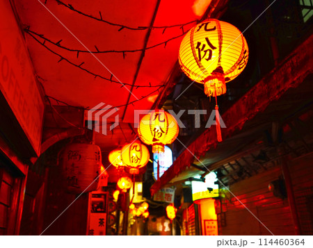 台湾・夜の九份(九分)老街 台湾・夜の九份(九分)老街 114460364