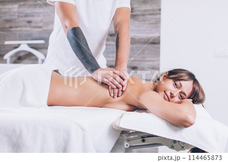 massage for tensed back and neck. 114465873