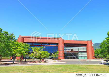 長野県長野市、ホクト文化ホールの風景 114467526