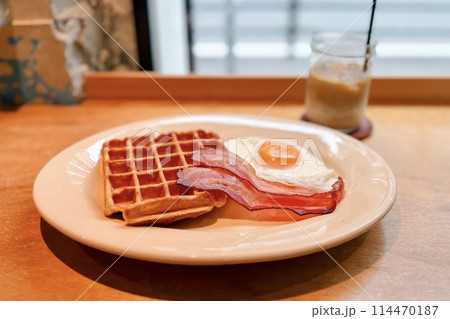 ワッフルモーニング ワッフルモーニング 114470187