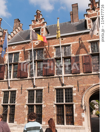 アントワープの画家ルーベンスの家 114477716