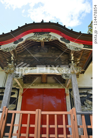 龍穏寺　経蔵　正面　彫刻　 越生町　　　 114478854