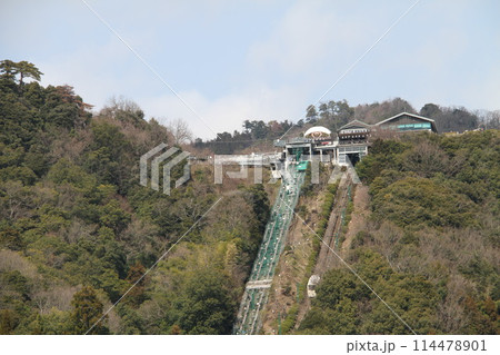 日本三景の京都天橋立の春風景 114478901