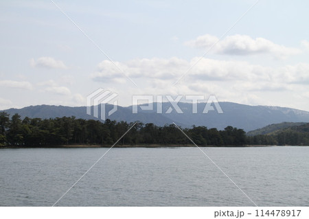 日本三景の京都天橋立の春風景 日本三景の京都天橋立の春風景 114478917