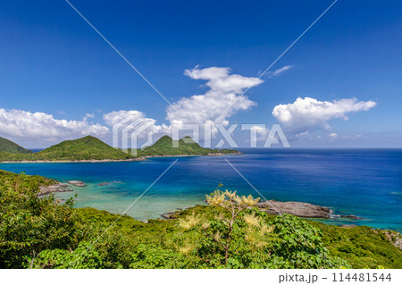積乱雲と矢筈岳の絶景 洋上アルプス屋久島(夏 積乱雲と矢筈岳の絶景 洋上アルプス屋久島(夏 114481544