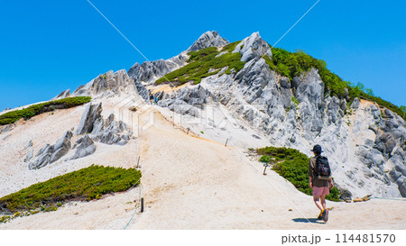 夏の燕岳登山（燕山荘～燕岳山頂） 114481570