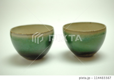 織部焼の汲み出し湯呑 114483387