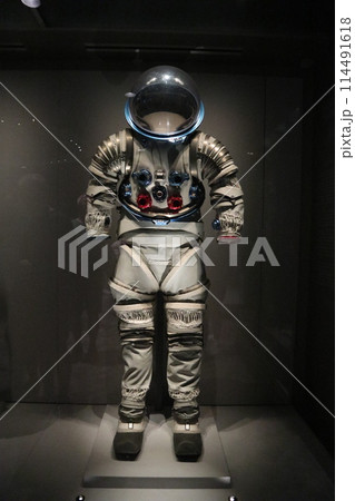 ケネディスペースセンター、アポロサターンⅤ、歴代宇宙服 ケネディスペースセンター、アポロサターンⅤ、歴代宇宙服 114491618