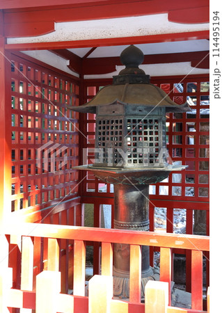 世界遺産 二荒山神社の境内にある重要文化財 化灯籠 世界遺産 二荒山神社の境内にある重要文化財 化灯籠 114495194