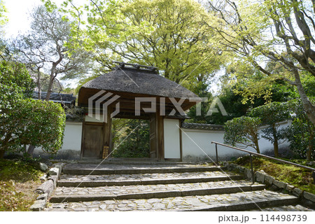 安楽寺 山門 京都市左京区鹿ケ谷 安楽寺 山門 京都市左京区鹿ケ谷 114498739