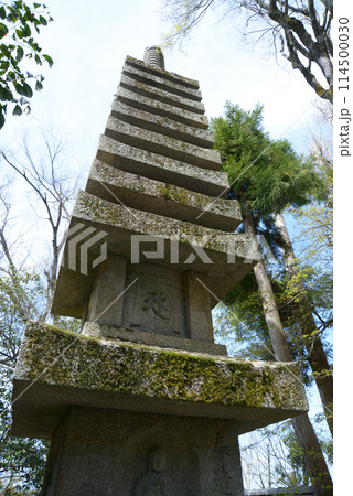 法然院　多層石塔　京都市左京区鹿ヶ谷 114500030