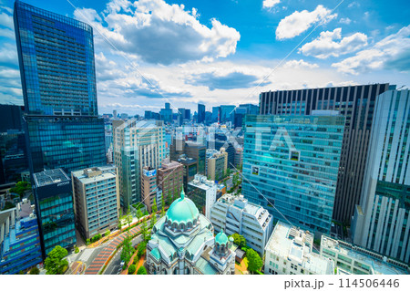 大都会の密集したビル群　神田・お茶の水 114506446